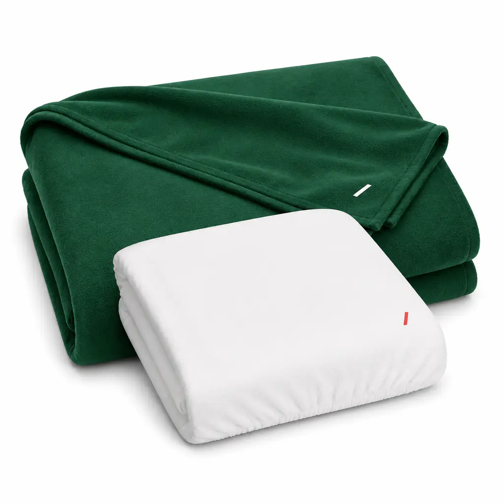 Fleece and sherpa blankets with all-over sublimation designs