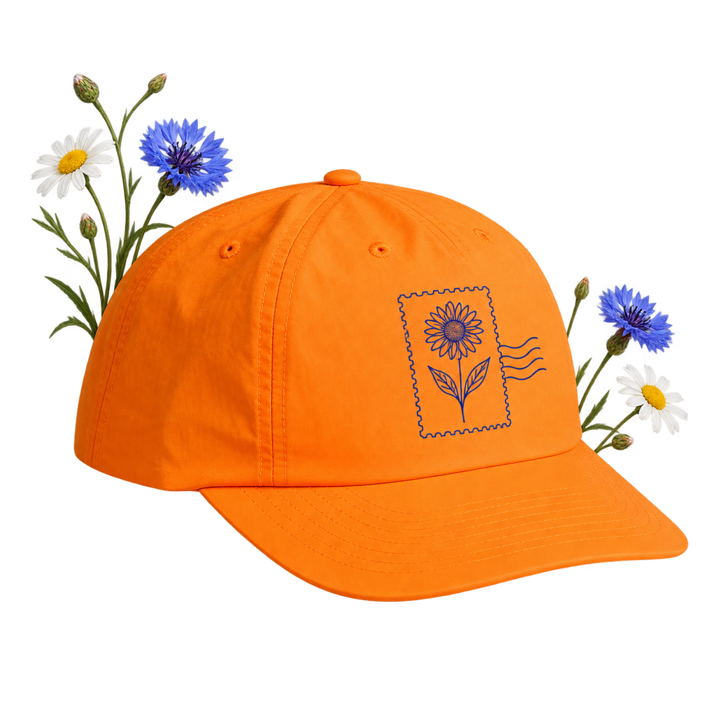 AS Colour 1114F with an unstructured and mid-profile crown and flat brim