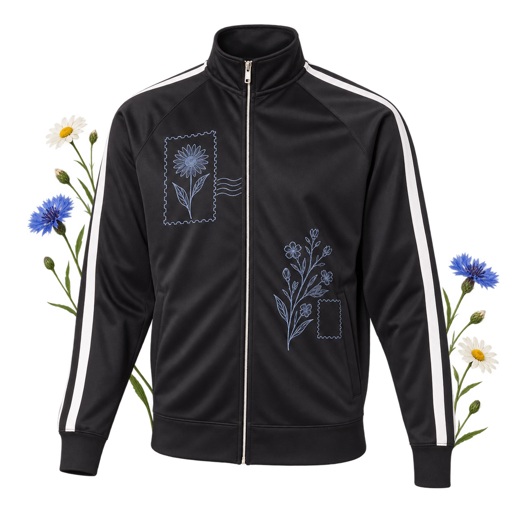 Independent Trading Co. EXP70PTZ with long sleeves and a collar