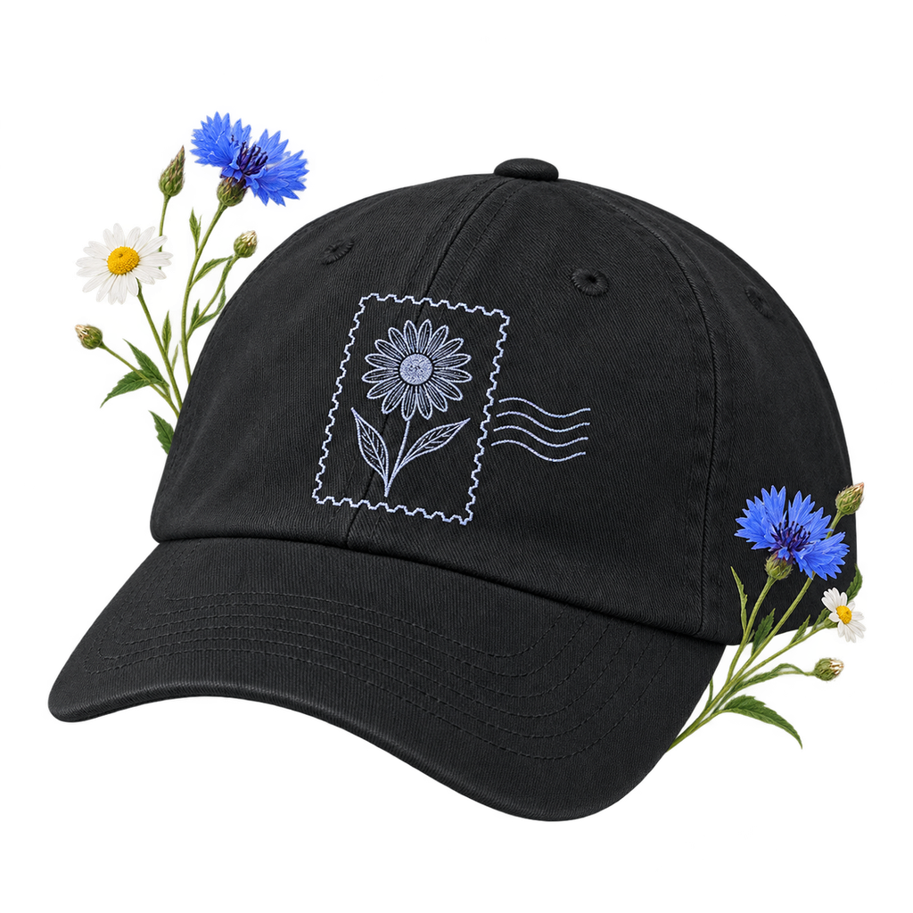 Valucap VC300Y with an unstructured, low-profile and 6-panel crown and pre-curved brim
