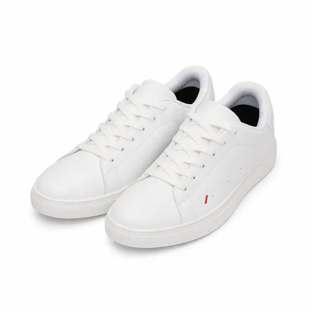 Women's Low-Top Leather Sneakers